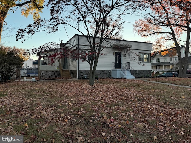 view of front of house