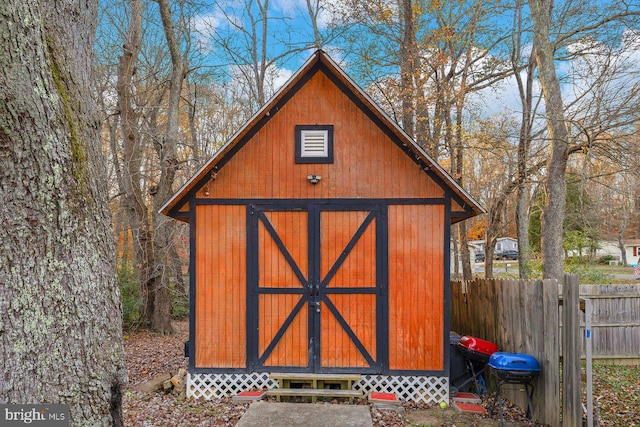 view of outbuilding