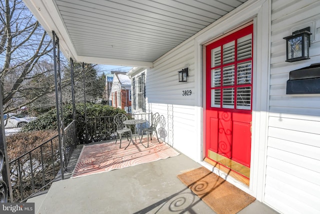 property entrance with a porch