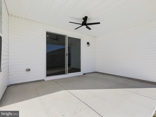 view of patio with ceiling fan