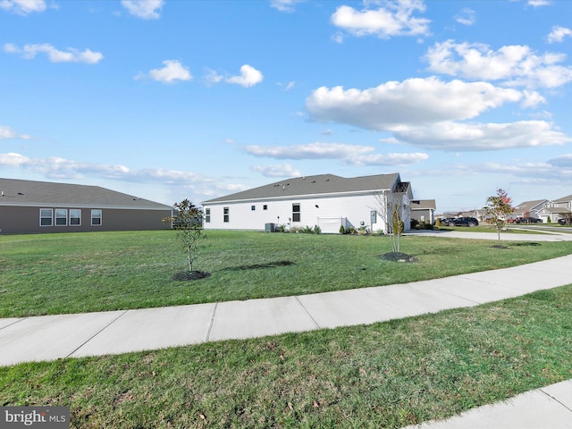 view of front of home with a front yard