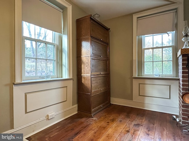 entryway featuring dark wood-type flooring