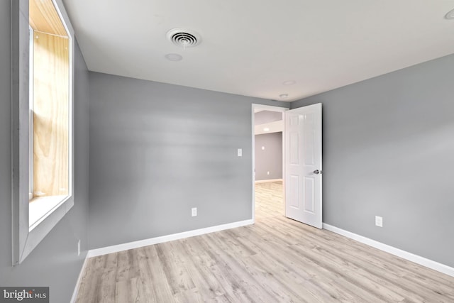 empty room featuring light hardwood / wood-style flooring