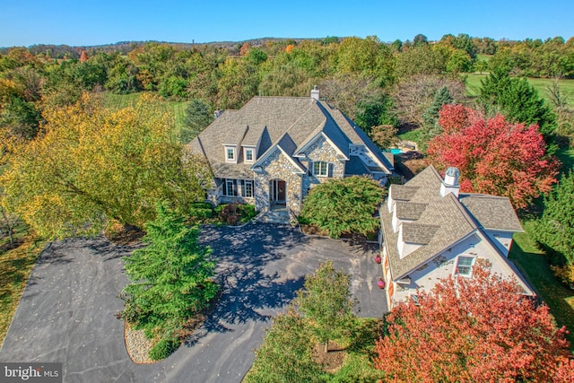 17061 Spring Creek Ln, Leesburg, VA 20176 - aerial view of property and surrounding area featuring a heavily wooded area