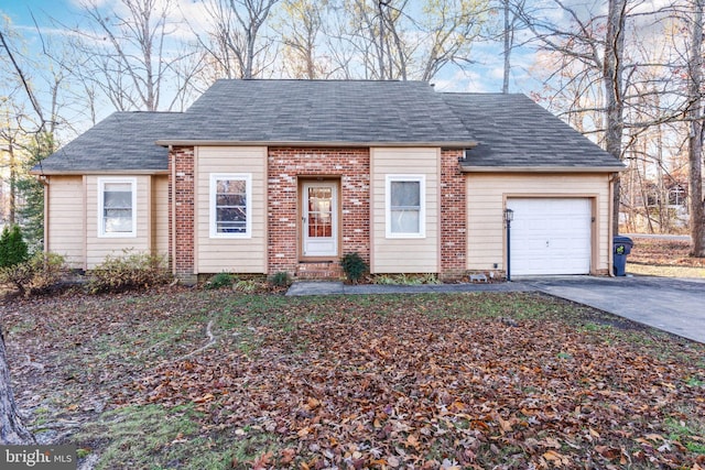 view of front of house featuring a garage