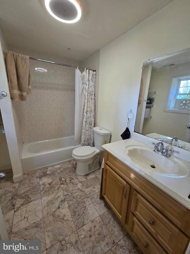 full bathroom with shower / bathtub combination with curtain, vanity, and toilet