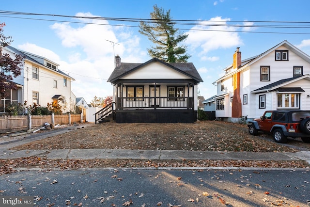 view of front facade with covered porch