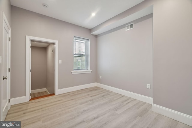 unfurnished bedroom featuring light hardwood / wood-style floors