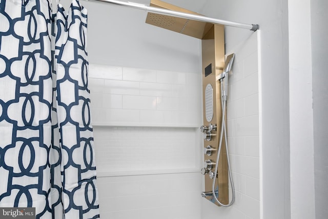 bathroom with walk in shower