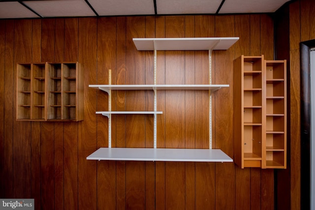 2217 N 59th St, Philadelphia, PA 19131 - detailed view of wooden walls