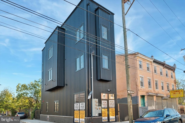 view of building exterior