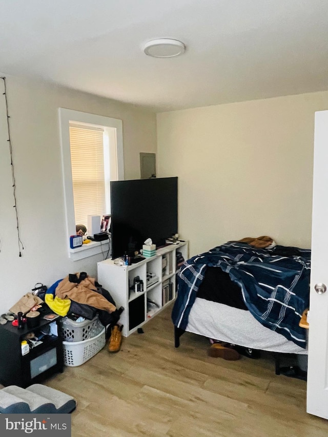 1525 W Wyoming Ave, Philadelphia, PA 19140 - bedroom featuring wood finished floors