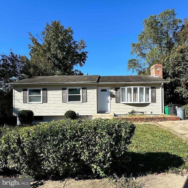 6710 Hastings Dr, Capitol Heights, MD 20743 - single story home with a chimney and a front yard