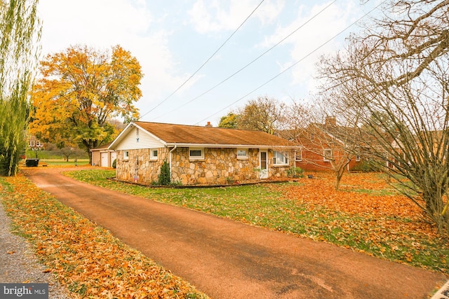 view of front of property