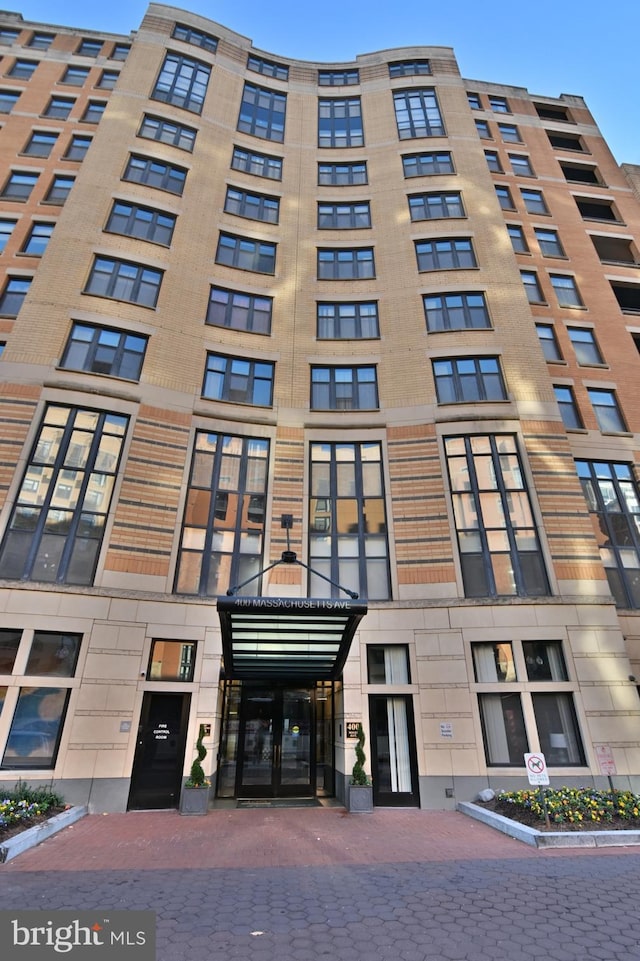 400 Massachusetts Ave NW Unit 423, Washington, DC 20001 - view of apartment building / complex