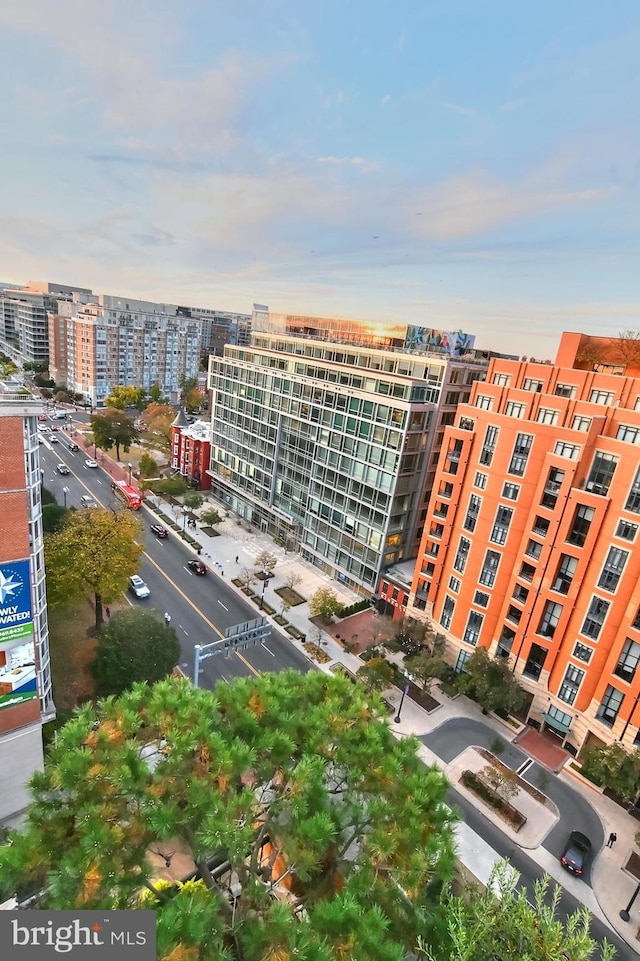 400 Massachusetts Ave NW Unit 423, Washington, DC 20001 - view of building exterior with a city view