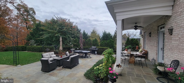 view of patio with an outdoor hangout area and ceiling fan