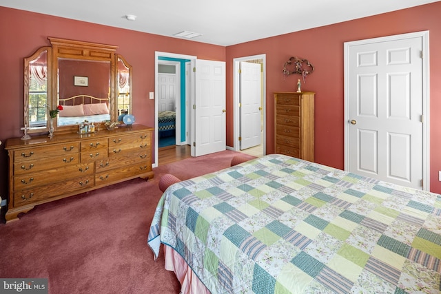 view of carpeted bedroom