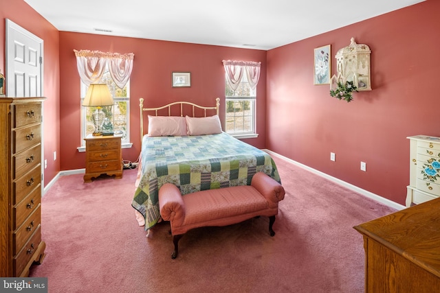 view of carpeted bedroom