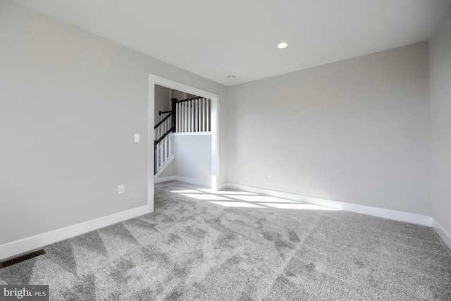 view of carpeted spare room