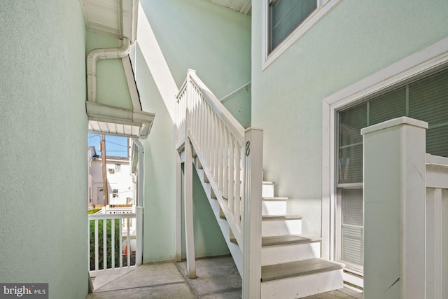 213 E Hand Ave, Wildwood, NJ 08260 - view of stairs