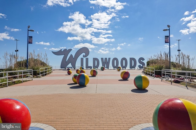 213 E Hand Ave, Wildwood, NJ 08260 - view of home's community