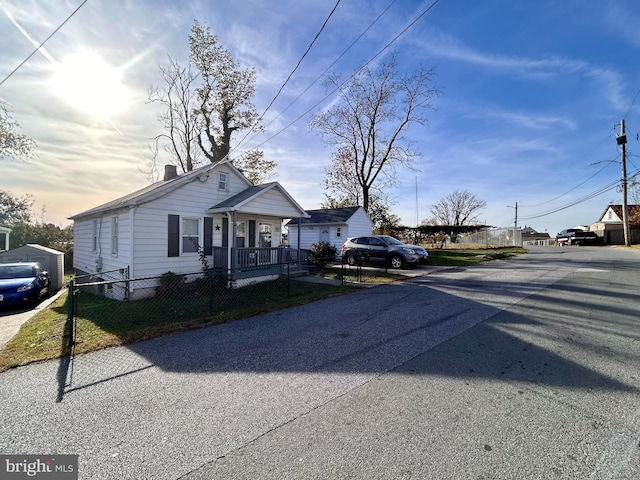 view of front of home with covered porch