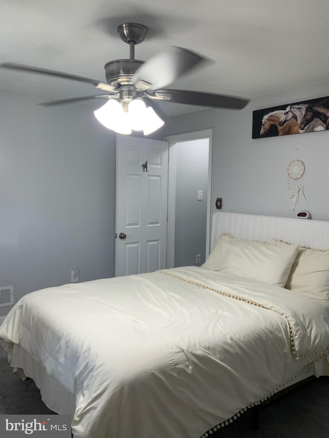 bedroom featuring carpet flooring and ceiling fan