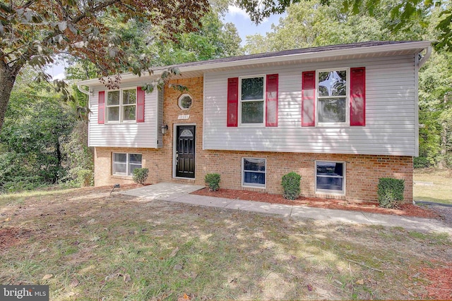 view of split foyer home