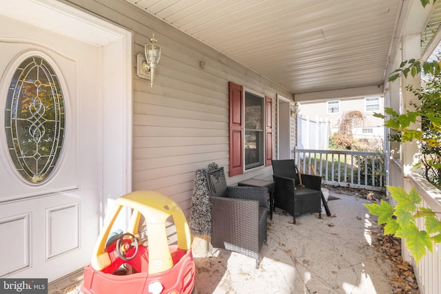 view of patio / terrace featuring covered porch