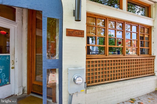 view of property entrance