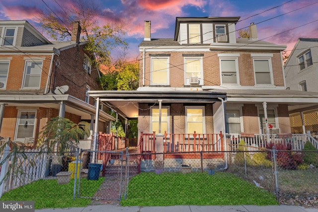 view of front of house with covered porch