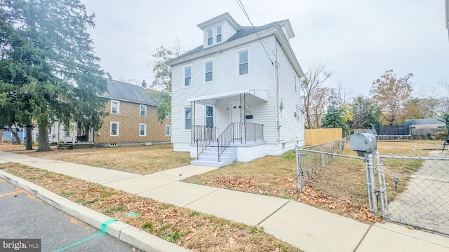 view of front of house