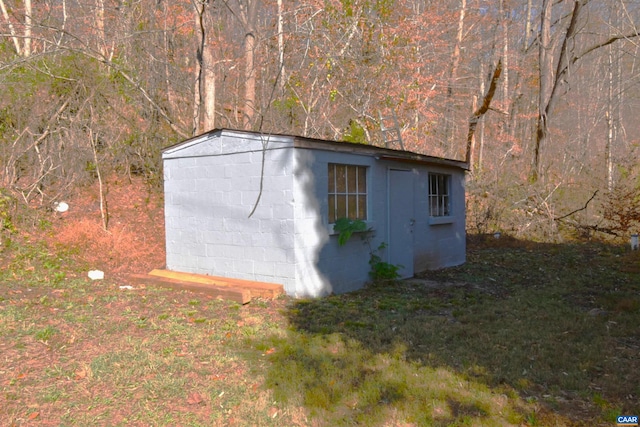 view of outbuilding