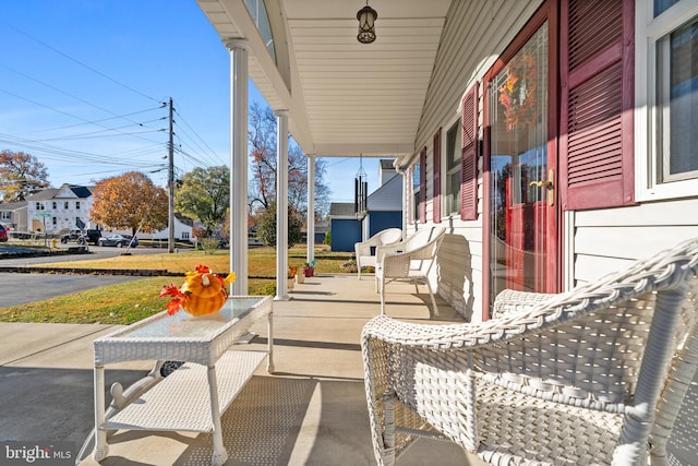 view of patio featuring covered porch