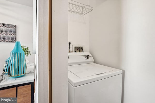 laundry area featuring washer / clothes dryer