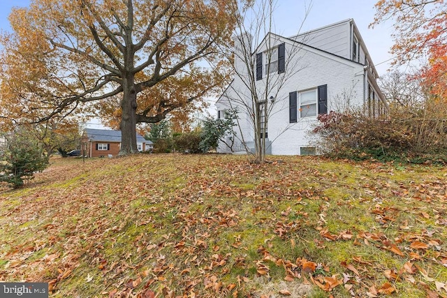 view of home's exterior