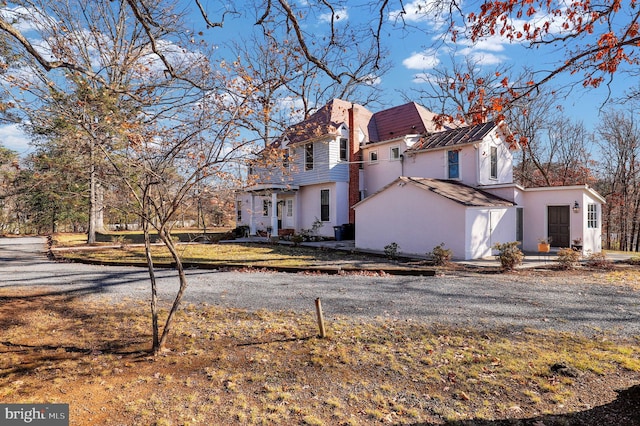 view of side of property