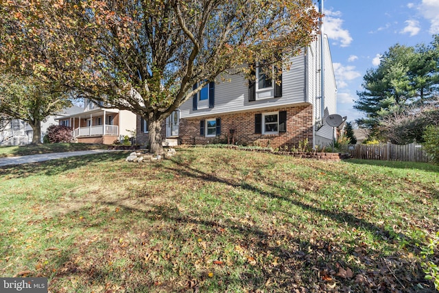 view of front of house with a front yard