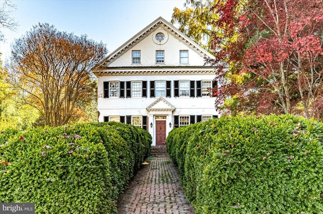 view of front of home