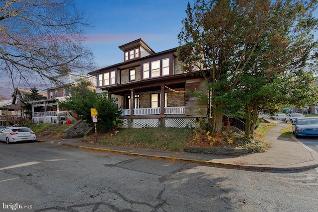 view of front of property with covered porch