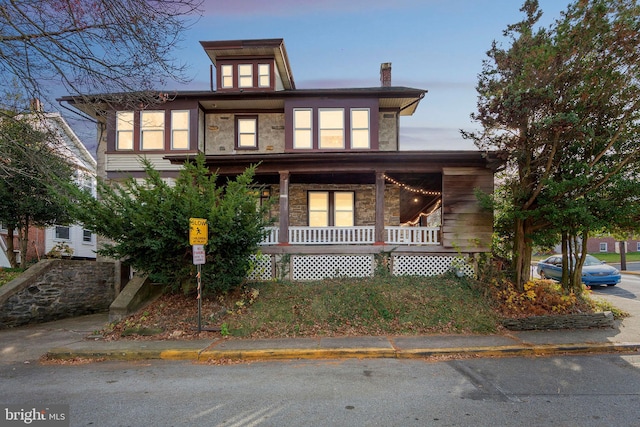 view of front of house featuring a porch