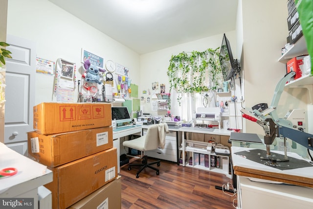 office space with dark hardwood / wood-style flooring