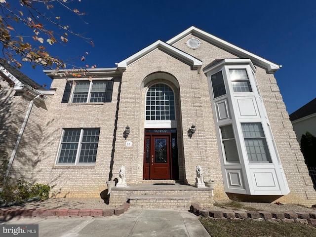 view of front facade