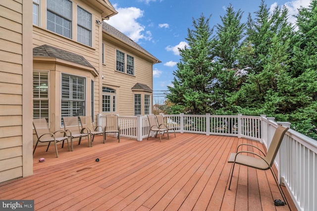 7238 Farr St, Annandale, VA 22003 - view of wooden deck