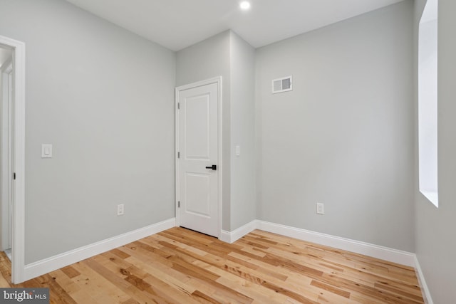 3013 Wharton St, Philadelphia, PA 19146 - spare room featuring light wood-style floors, baseboards, and recessed lighting