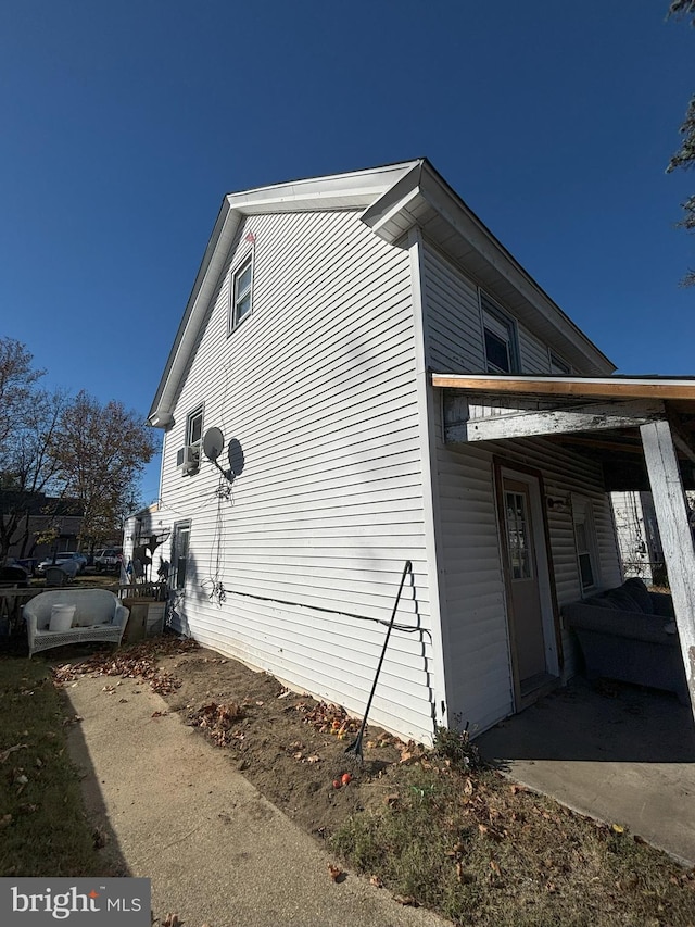 view of home's exterior