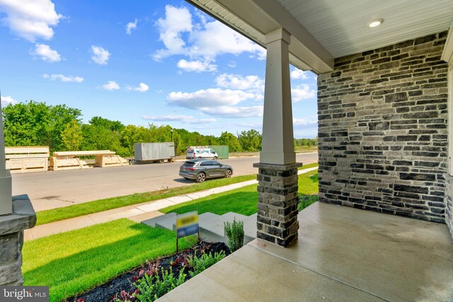 view of patio featuring covered porch