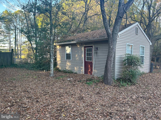 view of outbuilding