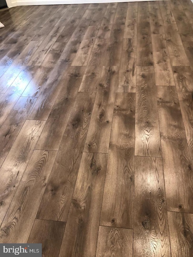 1600 S Taney St, Philadelphia, PA 19145 - detailed view of wood finished floors
